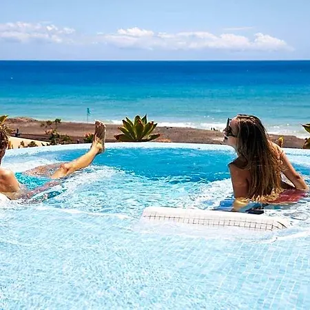 Отель Iberostar Waves Playa Gaviotas 4*