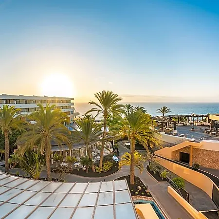 Iberostar Waves Playa Gaviotas 4*